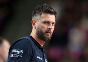 Miniatura: Winiarski szczególne doceniony....