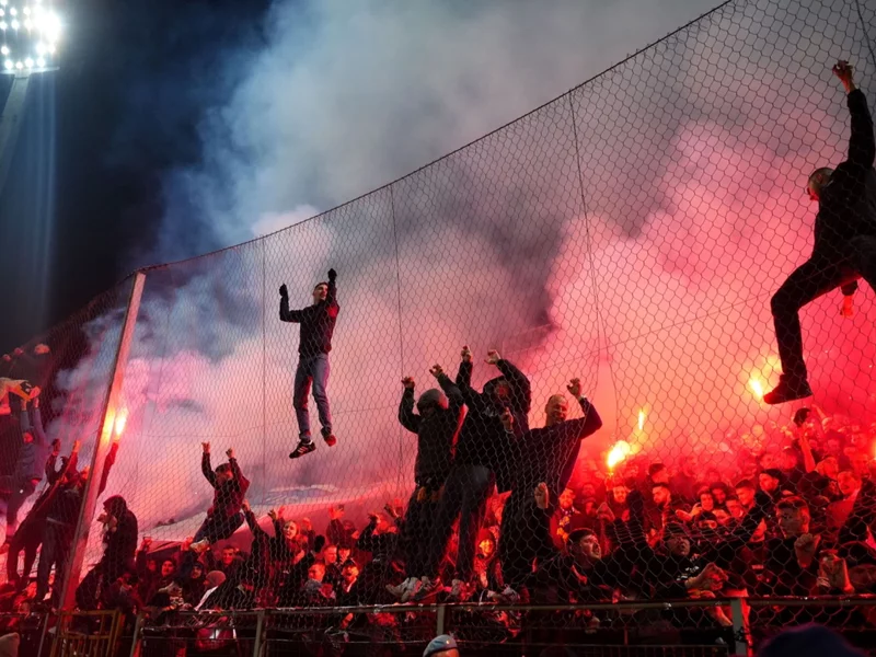 Gigant trafił do piekła! Koszmarna klęska i prawdziwe szaleństwo na ulicach