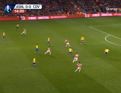 Miniatura: Arsenal z Fabiańskim w składzie awansował...