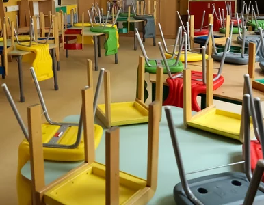 Miniatura: Przedszkola w centrum Warszawy pustoszeją....