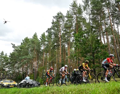 Miniatura: Wypadek na trasie Tour de Pologne. Moment...