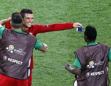 Miniatura: Portugalczycy grają dalej - Opalenica się...