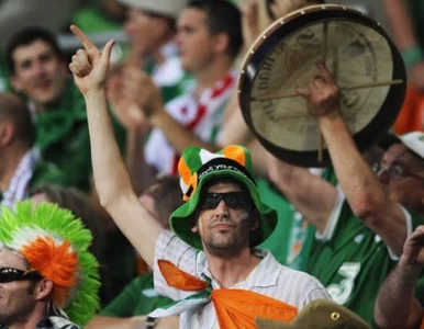 Miniatura: Irlandczycy cieszą się z Euro, choć nie...