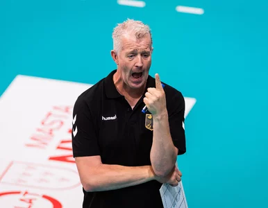 Miniatura: Były trener polskich siatkarzy wpadł w...