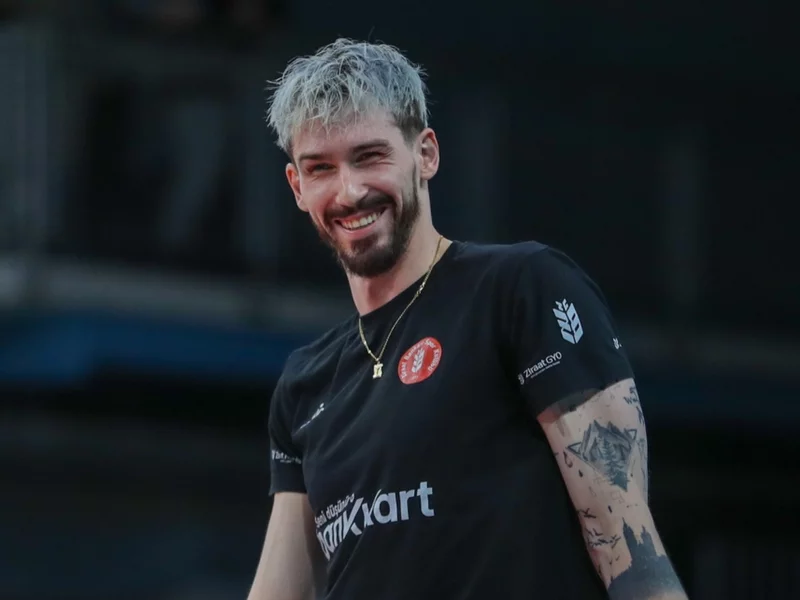 Tomasz Fornal zgarnął wszystko! Będzie awaryjny powrót do PlusLigi?