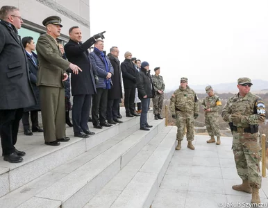 Miniatura: Prezydent Duda w koreańskiej strefie...