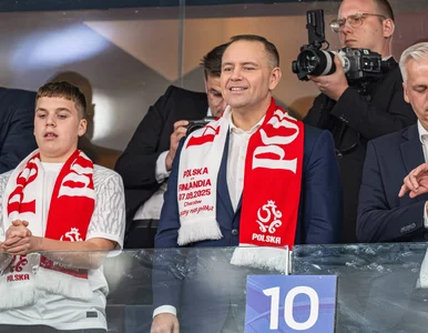 Miniatura: Karol Nawrocki wygwizdany na meczu....