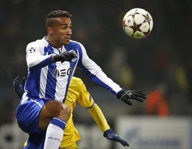 Miniatura: Barcelona chce obrońcę FC Porto. Wcześniej...