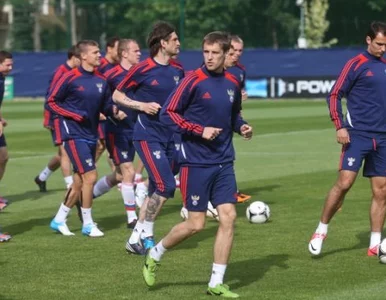 Miniatura: Wrocław: rosyjscy kibice przywitali na...