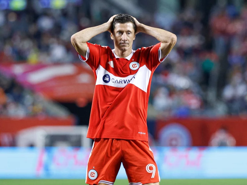 Robert Lewandowski znów na językach. Szpilka w stronę Polaka!