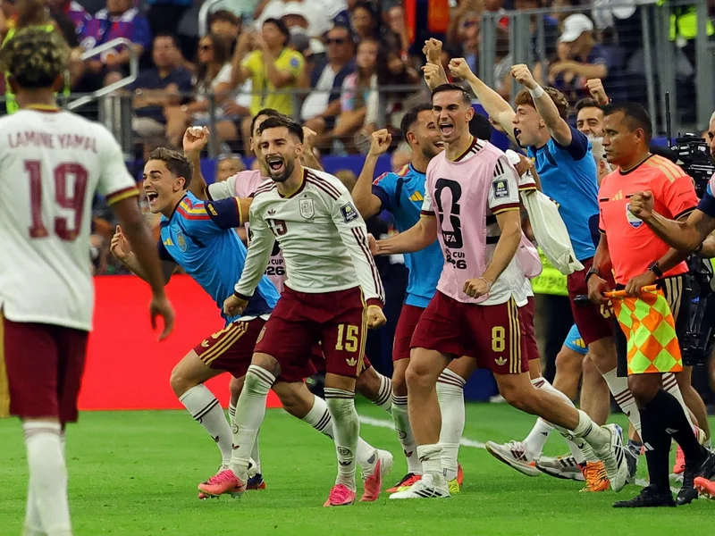 Hiszpanie w finale mistrzostw świata! Klęska Francji, faworyci turnieju stłamszeni