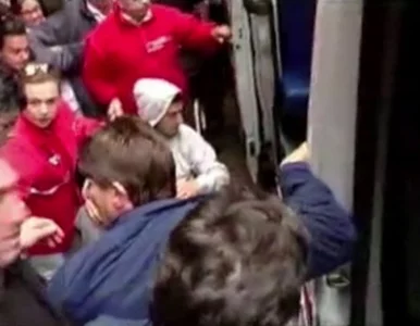 Miniatura: Suarez już po operacji. Opuścił szpital na...