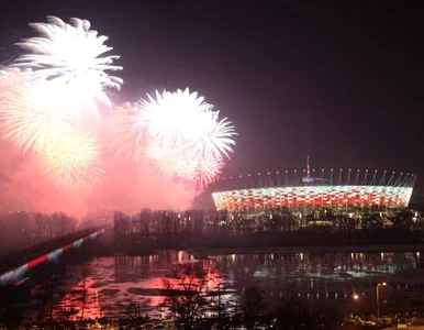 Miniatura: Fajerwerki nad Warszawą - Stadion Narodowy...