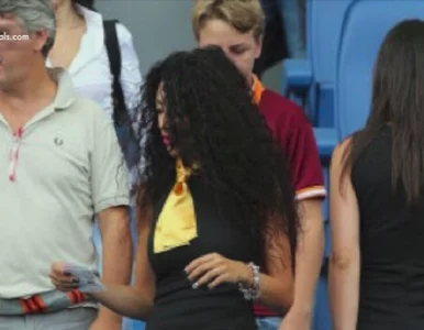 Miniatura: Modelki w roli stewardów. Sposób na...