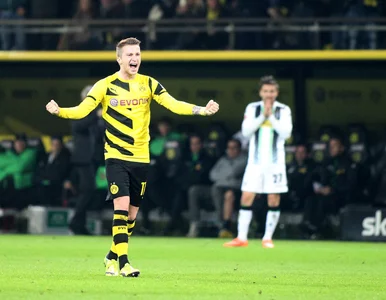 Miniatura: Pół mln euro mandatu dla Reusa. Jeździł......