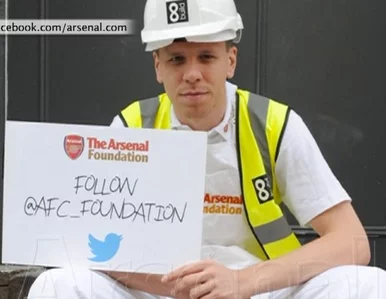 Miniatura: Szczęsny został... malarzem. Pomagał...