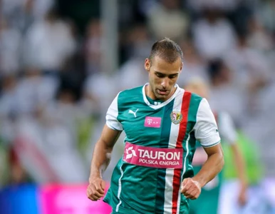 Miniatura: Gwiazdor Śląska wyleczył się... pijawkami