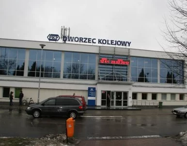 Miniatura: Rosyjscy kibice zablokowali dworzec w...