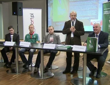 Miniatura: Takiej książki jeszcze nie było. Legia w...