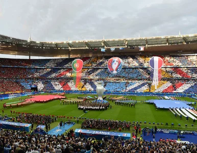 Miniatura: Ćmy zaatakowały Stade de France! Zawinili...