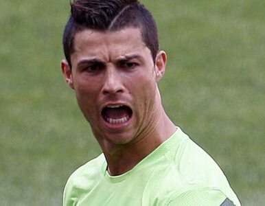 Miniatura: Cristiano Ronaldo oblężony przez łowców...