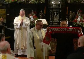 Miniatura: Karol Nawrocki dotarł na Jasną Górę....