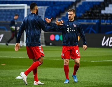 Miniatura: Dwaj piłkarze Bayernu zakażeni...