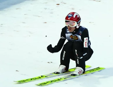 Miniatura: Kamil Stoch z awansem w klasyfikacji...