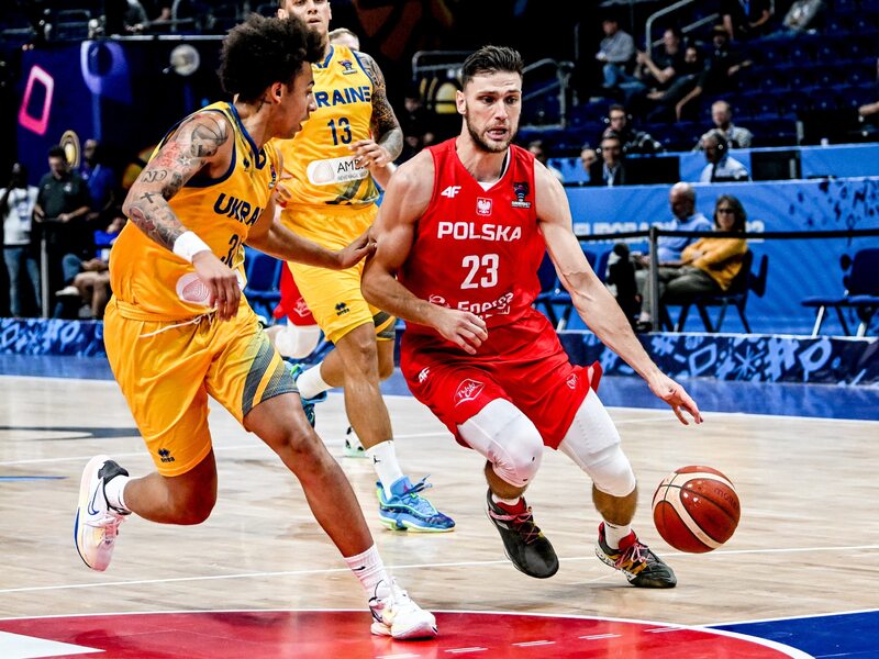 Polish basketball players in the EuroBasket quarterfinals! Byala