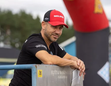 Miniatura: Nicki Pedersen wciąż kontynuuje karierę....