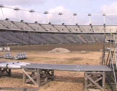 Miniatura: Stadion Śląski się sypie. Remont stoi w...