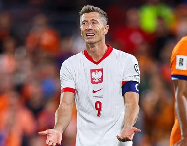 Miniatura: Bezbarwny Robert Lewandowski. Kapitan...