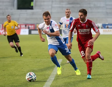 Miniatura: T-ME: Górnik i Lech na remis w upale....