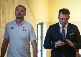 Miniatura: Ostra reakcja na skandal...