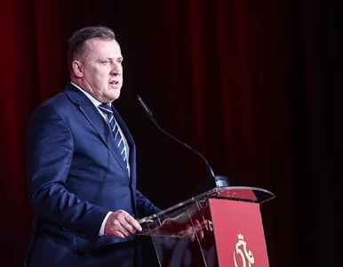 Miniatura: W PZPN-ie „lecą głowy”. Federacja zwolniła...