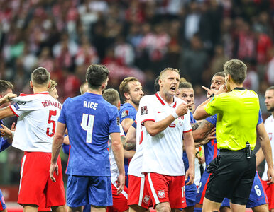 Awantura podczas przerwy meczu Polska – Anglia. Sędzia rozdał dwie kartki