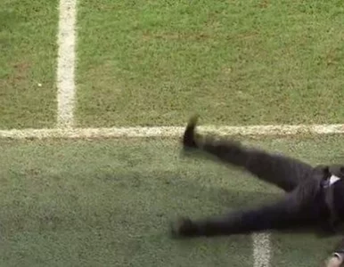 Miniatura: Puchar Anglii. "Wybuchowa" piłka nokautuje...