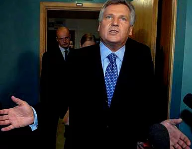 Miniatura: Kwaśniewski: polska racja stanu? Wygrać z...