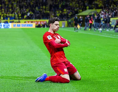 Miniatura: Ależ huknął Nicola Zalewski! Piękny gol...