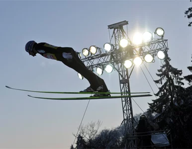 Miniatura: Ammann skoczył jak za dawnych lat