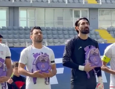 Miniatura: Poruszający gest piłkarskiej...