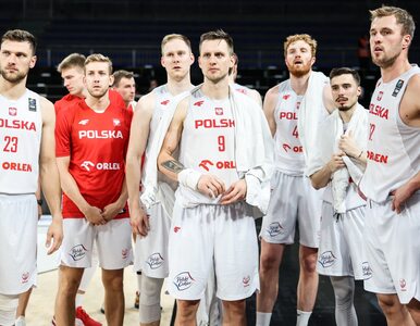 Miniatura: Polscy koszykarze z porażkami przed...