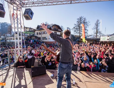 Miniatura: Pojedź na narciarski festiwal na szczycie Alp