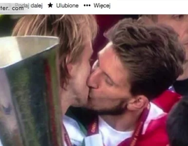 Miniatura: Piłkarze Sevilli uczcili sukces... gorącym...