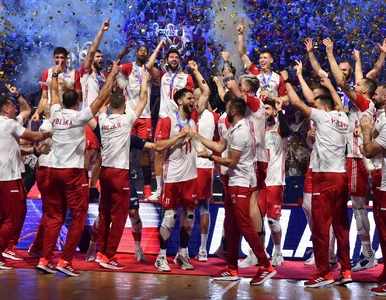 Miniatura: Tak polscy siatkarze bawili się po finale...