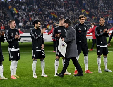 Miniatura: Były selekcjoner Niemiec wraca do piłki....