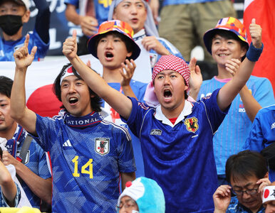 Japońscy piłkarze posprzątali po sobie szatnię i zostawili prezent....