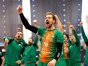 Miniatura: Krok od&nbsp;spełnienia wielkich...