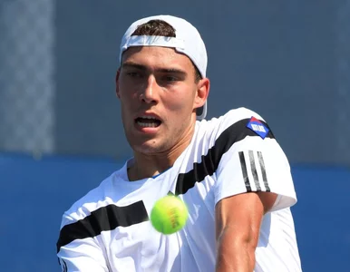 Miniatura: Australian Open: Janowicz z pomocą...