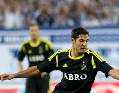 Miniatura: Piłkarz zapomniał koszulki na mecz....